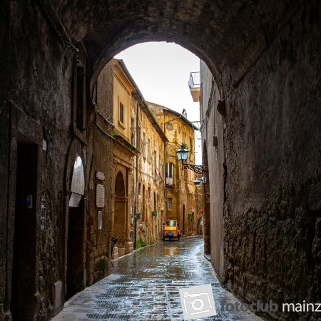 2024_Diem Demirci_&quot;Altstadt Sorano&quot;